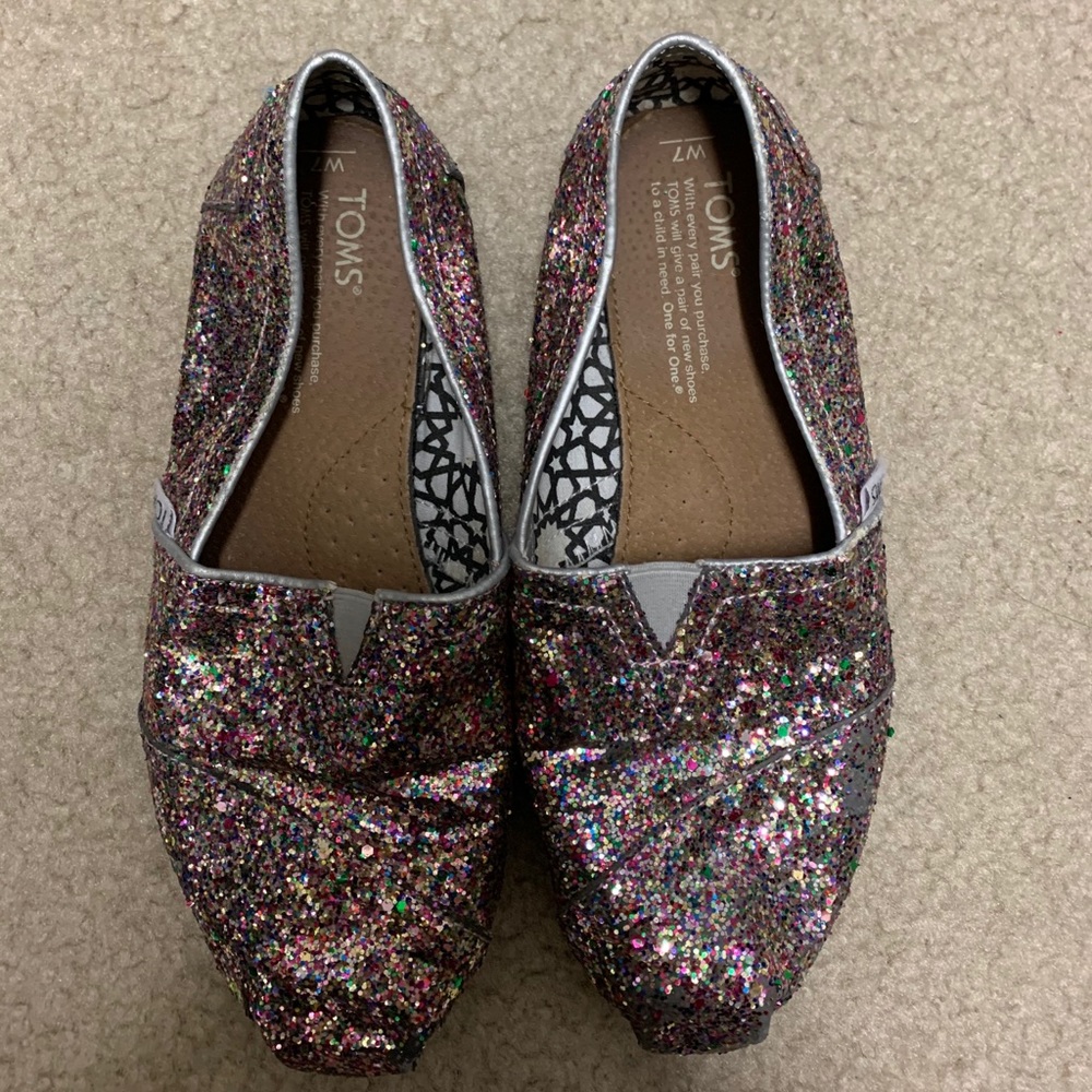 Toms sparkling slip on shoes